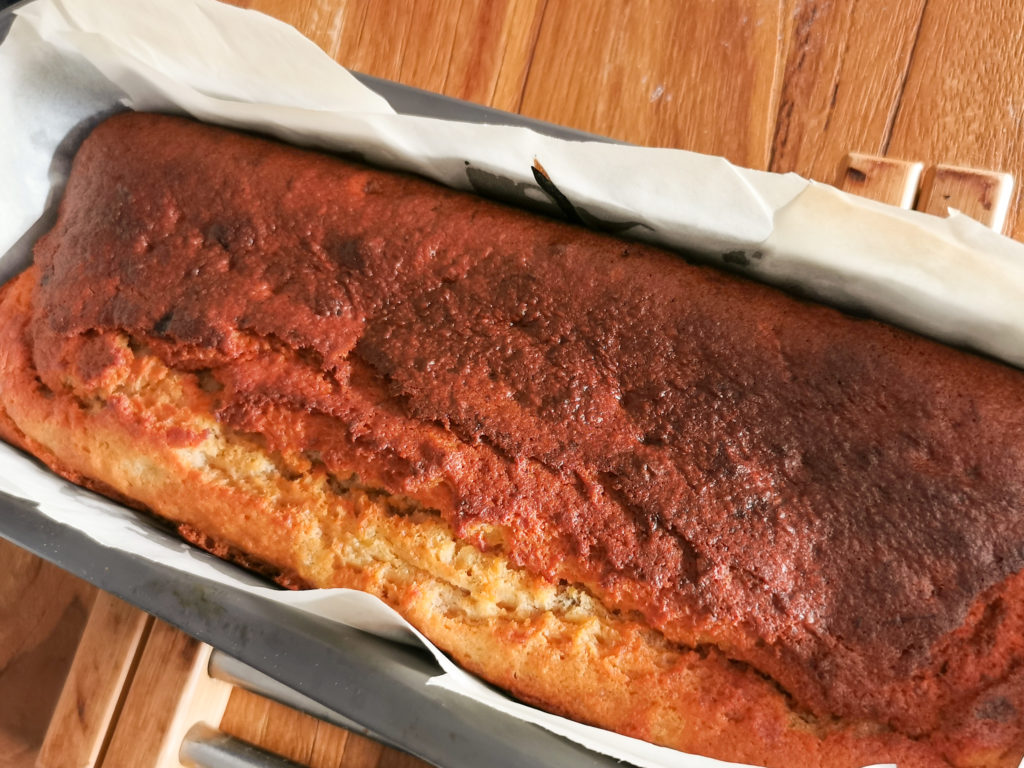 World's best banana bread, banana recipes, banana bread quick and easy , best banana cake, banana cake recipe, sarus diary, saru's not so secret diary,Quick and easy banana bread