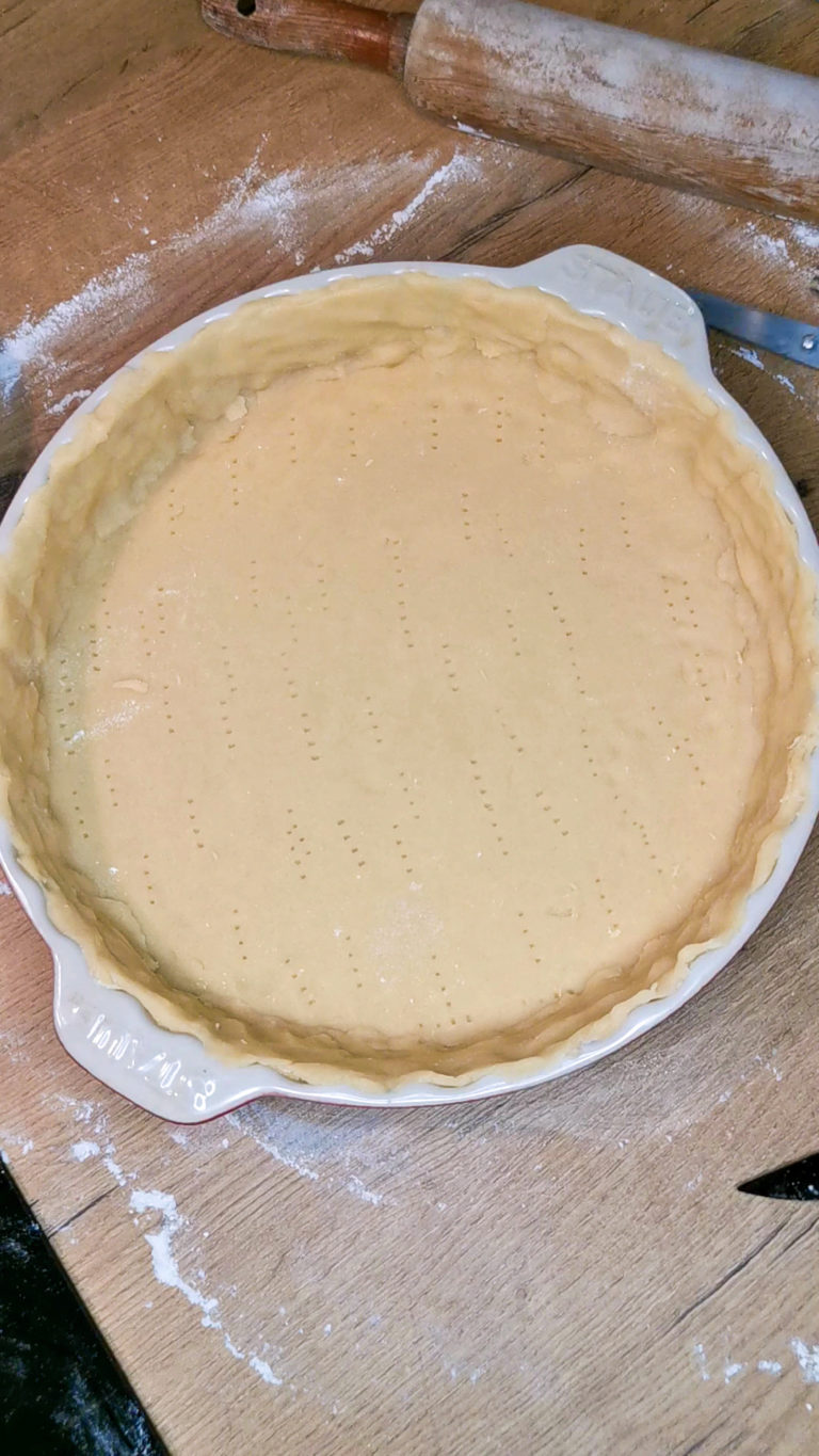 French lemon pie, tarte citron, saru's not so secret diary, sarus diary, lemon pie with meringue, swiss meringue, recipe, french desserts, french classic, french classic dessert, world's best french lemon pie, world's creamiest french lemon pie
