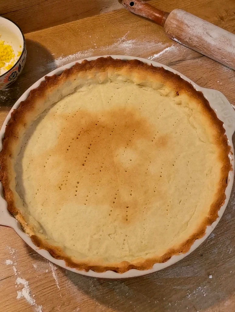 French lemon pie, tarte citron, saru's not so secret diary, sarus diary, lemon pie with meringue, swiss meringue, recipe, french desserts, french classic, french classic dessert