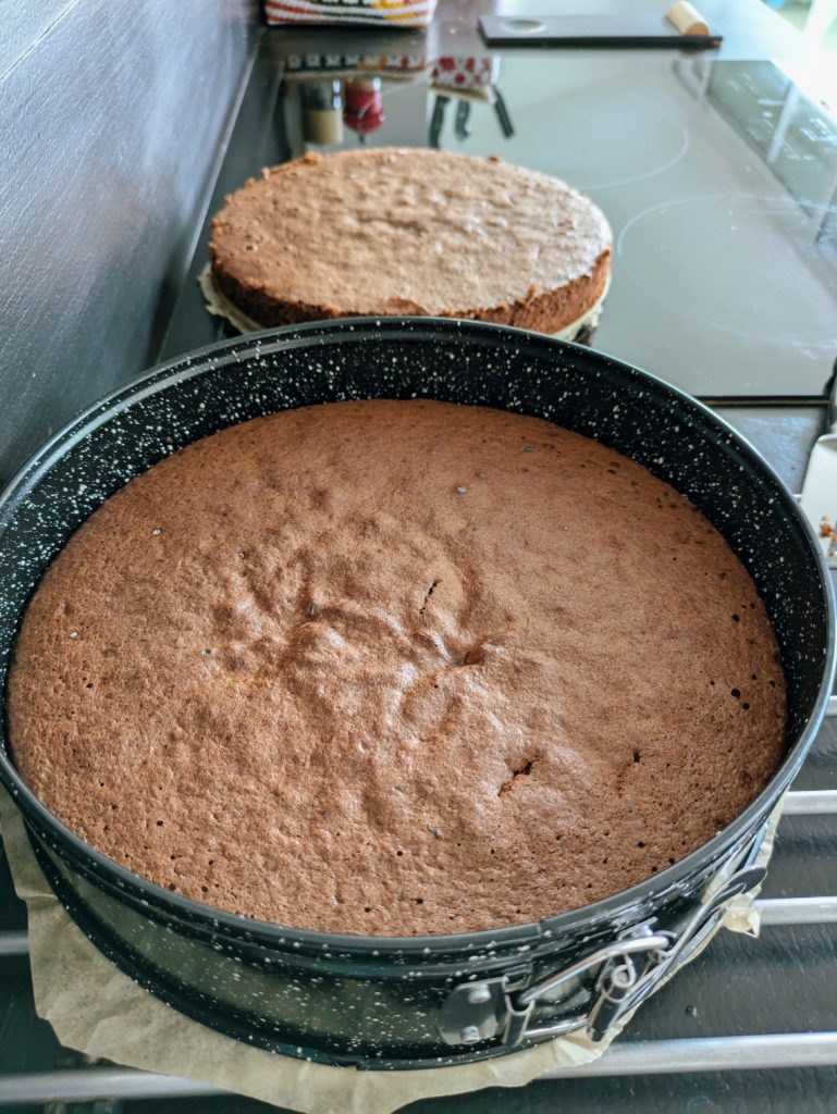 Classic Black Forest Cake Recipe, saru's diary, saru's not so secret diary, baking recipes, schwarzwälder kirschtorte, baking a classic black forest cake