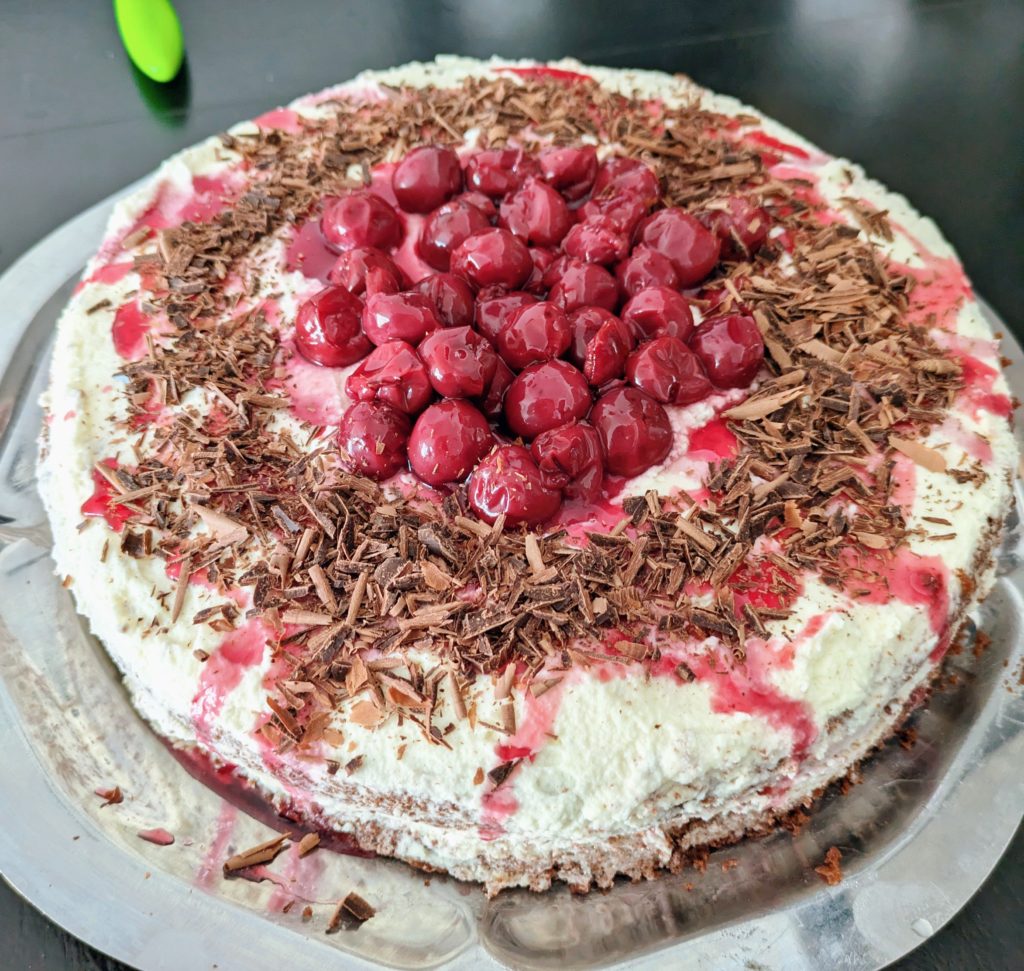 Classic Black Forest Cake Recipe, saru's diary, saru's not so secret diary, baking recipes, schwarzwälder kirschtorte, baking a classic black forest cake