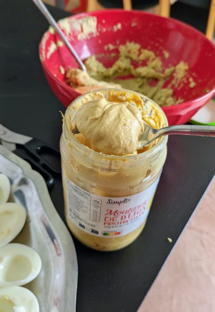 Best Deviled Eggs with Avocado recipe, saru's diary, saru's not so secret diary, food recipes, egg recipe, egg recipe idea, eggs with avocado, egg mimosa