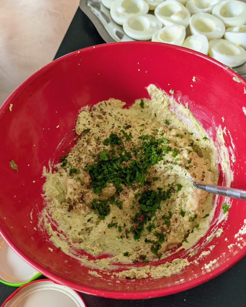 Best Deviled Eggs with Avocado recipe, saru's diary, saru's not so secret diary, food recipes, egg recipe, egg recipe idea, eggs with avocado, egg mimosa