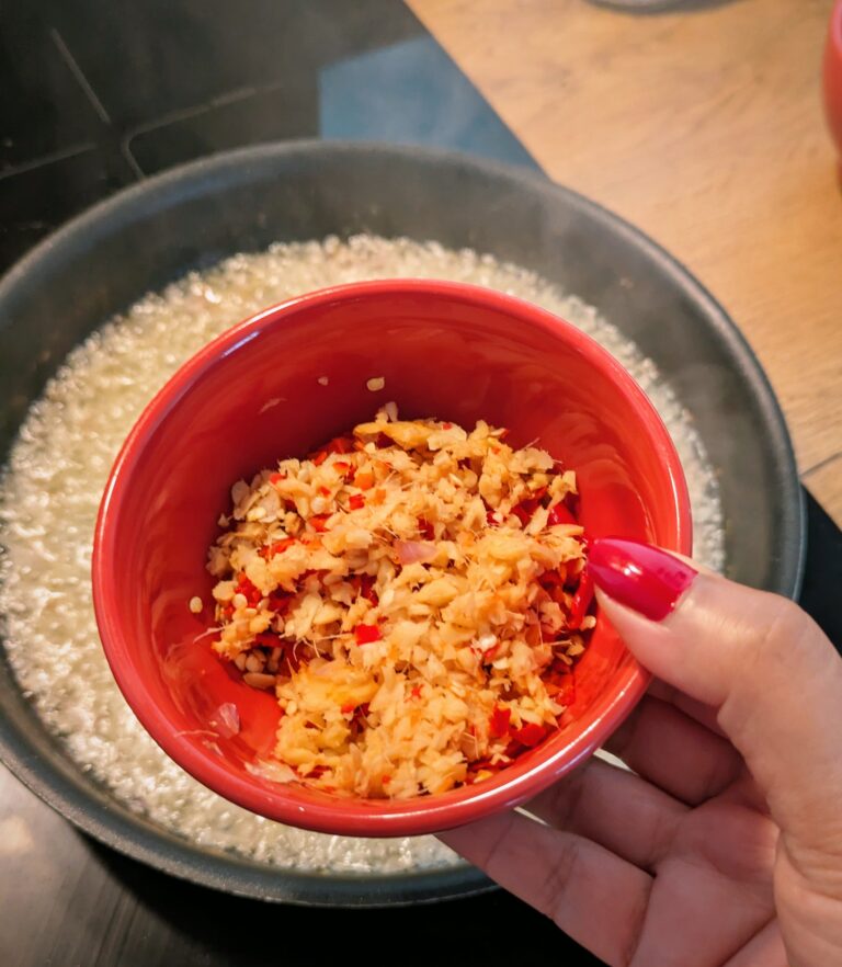 Garlic, shallots, ginger, fresh chilies sizzling in vegetable oil, making Nepali-style saucy chili oil, chili oil recipe, my chilli oil recipe, chili sauce, food recipes, chili garlic sauce, Saru's not sos secret diary, saru's diary , Homemade Saucy Chili Oil Recipe (Better Than Store-Bought!)