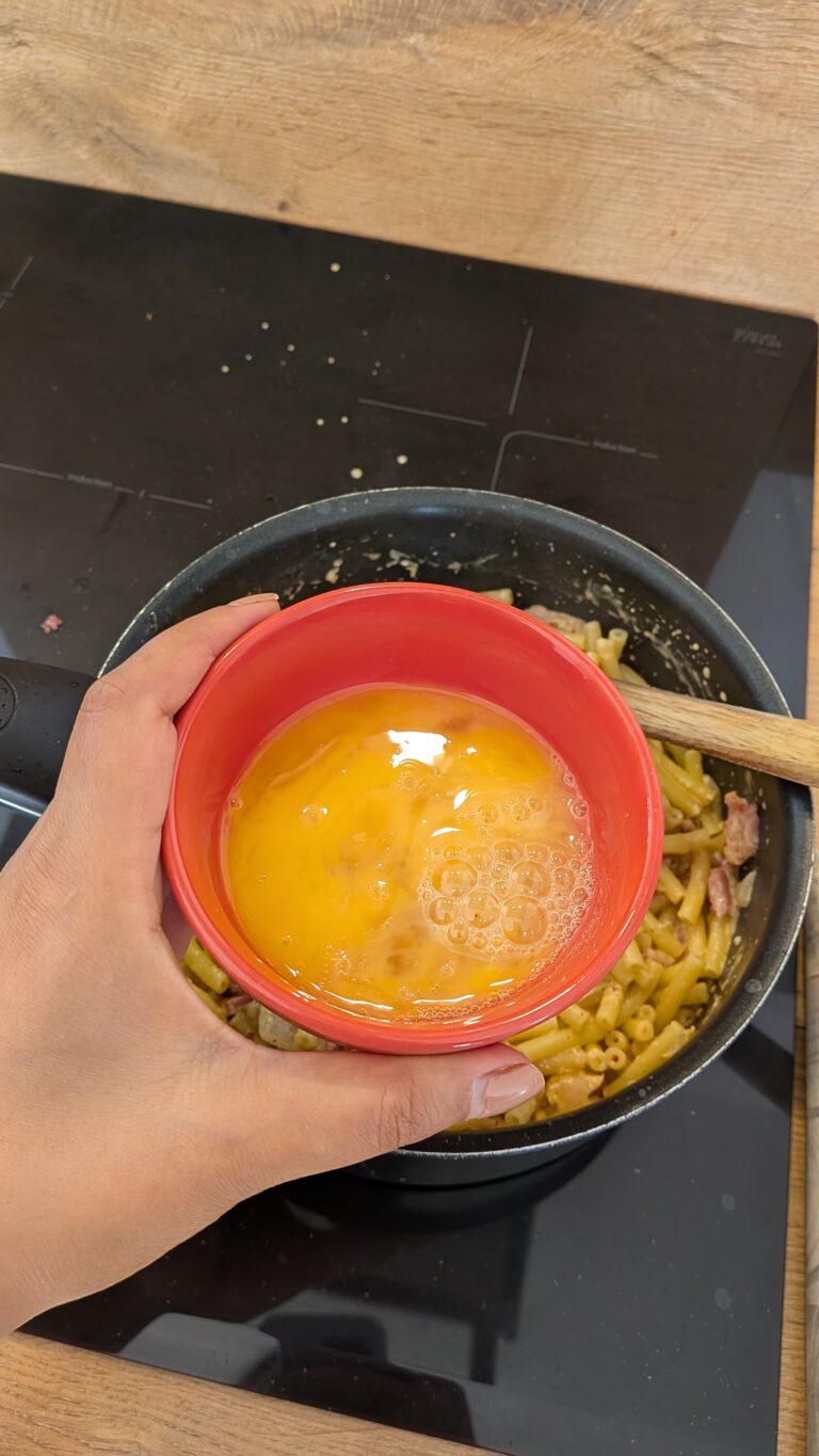 Schinkennudeln – German Noodle Casserole with Ham, food blog, German pasta recipe, noodles , pasta, pasta casseroles, food recipes, food around the world, pasta recipe ideas, saru's diary, saru's not so secret diary