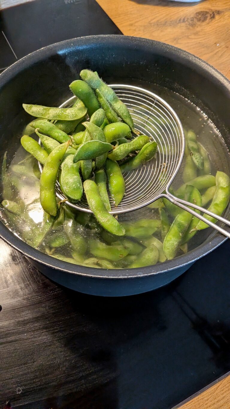 Garlic Edamame Recipe β A Fun & Flavorful Snack , recipes, asian snacks, soybean, asian snack recipes, saru's diary, saru's not so secret diary, food lovers, snack ideas, snacks, easy snacks