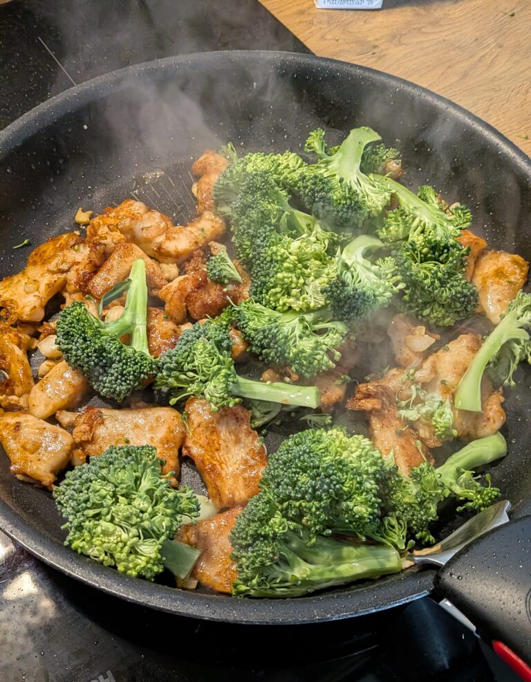 chicken broccoli shallot stir fry, wok stir fry with chicken and broccoli, Asian chicken stir fry with shallots, chicken and vegetable stir fry in wok, sautéed chicken with broccoli and shallots, garlic ginger chili chicken stir fry, healthy chicken broccoli dinner, glossy soy sauce stir fry, homemade chicken broccoli recipe, quick weeknight chicken stir fry, stir fry with chunky shallots and broccoli, spicy chicken and broccoli wok, ginger garlic chicken stir fry, easy Asian chicken broccoli meal, healthy chicken stir fry recipe, Chicken Broccoli Shallot Stir-Fry — A Quick, Healthy, and Flavorful Wok Recipe, saru's diary, saru's not so secret diary