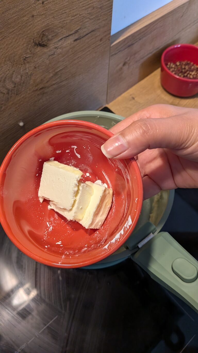 Galette des Rois Frangipane with Crème Pâtissière (Pastry Cream) – French Epiphany Cake