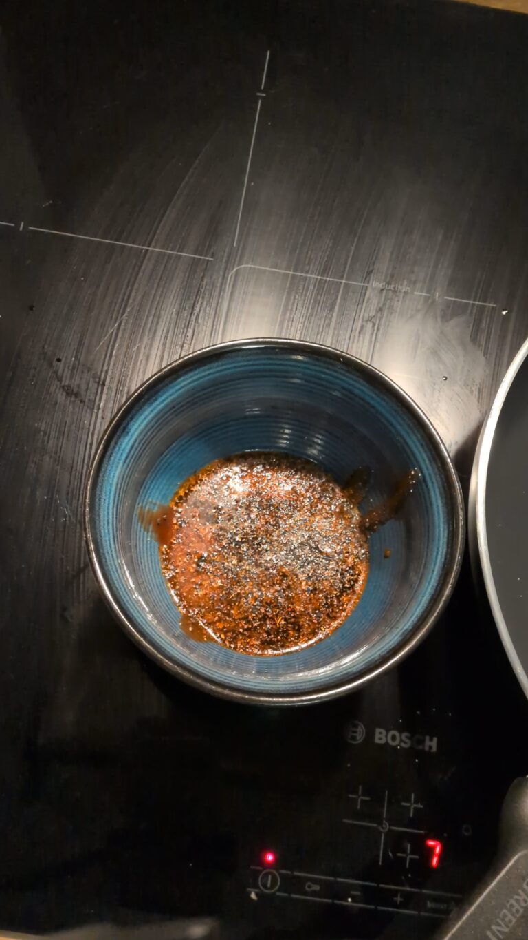 Nepali Chilli Fried Momo (Kathmandu-Style C Momo), Kathmandu-style chilli fried momo served hot with golden fried momo tossed in spicy tomato soy sauce, bell peppers, onions, fresh chillies, and garnished with cilantro and scallions, saru's diary, saru's not so secret diary, nepali food ideas, nepali food recipes, nepali, nepali food blog, food blog, authentic nepali food